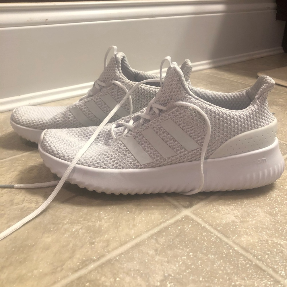 adidas cloud foam trainers